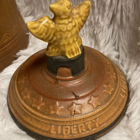 Vintage Liberty Antique Cookie Jar - Picture 5 of 8